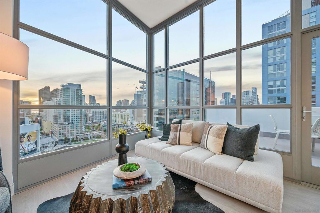 253 10th Ave - photo 5