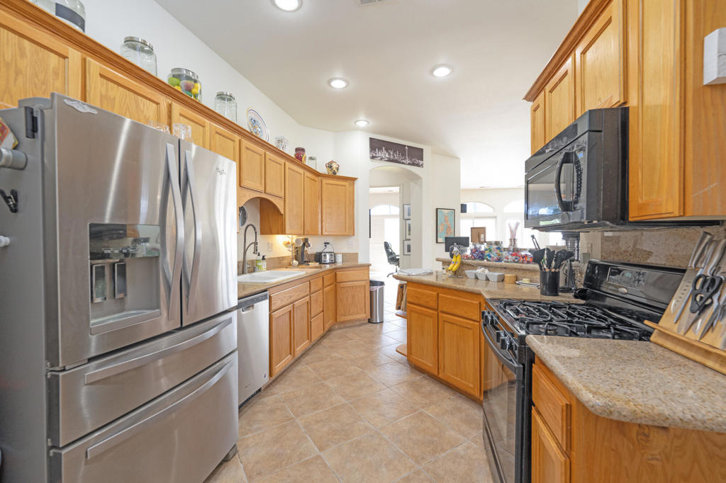 MLS #219138325DA image #11