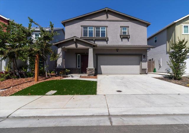 1367 Santini Avenue, Manteca CA: https://media.crmls.org/mediaz/2833483b-589b-4a6b-b3ec-ce4b108fed11.jpg