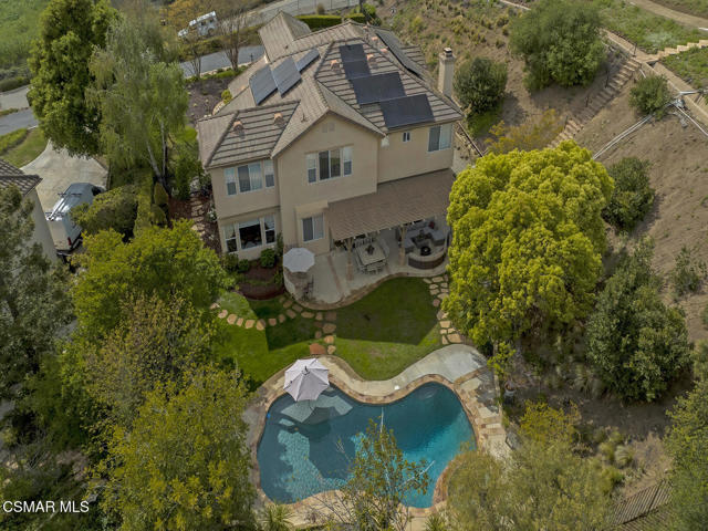 331 Briar Bluff Circle, Thousand Oaks CA: https://media.crmls.org/mediaz/28344de7-d2cd-4a86-aafc-13cd26dda1e2.jpg