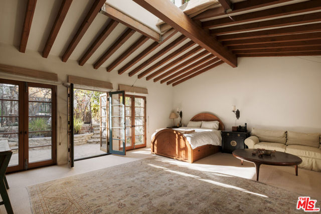350 N Cliffwood Avenue, Los Angeles CA: https://media.crmls.org/mediaz/283486c5-a05d-45ae-ad60-289e393a70e0.jpg