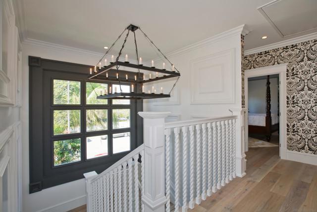 1105 F Avenue, Coronado CA: https://media.crmls.org/mediaz/28353512-9e4d-4f4e-a0b5-8d98e6d169af.jpg