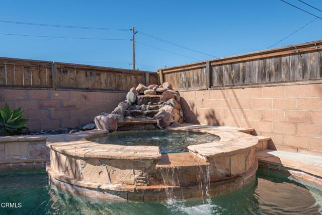 Detail Gallery Image 37 of 47 For 239 Cartagena St, Camarillo,  CA 93010 - 3 Beds | 2 Baths