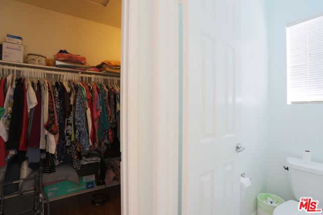 27 Comiso, Irvine CA: https://media.crmls.org/mediaz/2836f376-92e5-4c26-80b1-229f506f7a00.jpg