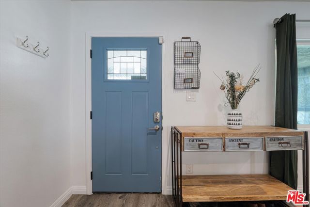 3447 9th Avenue, Los Angeles CA: https://media.crmls.org/mediaz/28375230-055d-4c84-8120-0d799b6c266b.jpg