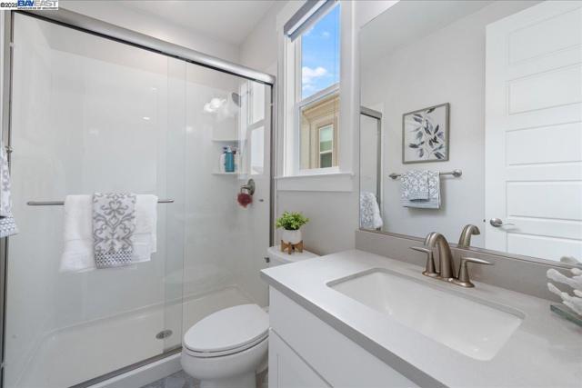 7259 Lembert Hills Dr, Dublin CA: https://media.crmls.org/mediaz/2837a3a9-30e0-42da-936d-e3ca58eea7ea.jpg