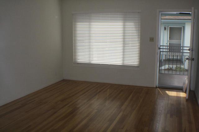 1927 Palm Avenue, San Mateo CA: https://media.crmls.org/mediaz/2839246b-5f90-41ea-bacf-18c20a6bb5c2.jpg