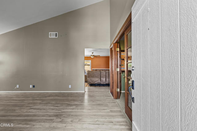 Detail Gallery Image 2 of 21 For 1531 Lakehurst St, Oxnard,  CA 93030 - 4 Beds | 2 Baths