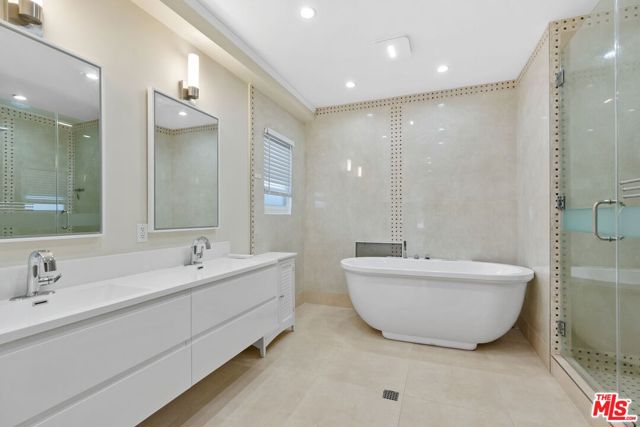 1810 Westmoreland Boulevard, Los Angeles CA: https://media.crmls.org/mediaz/283a033e-99a1-4d8c-b92b-f8663e554807.jpg
