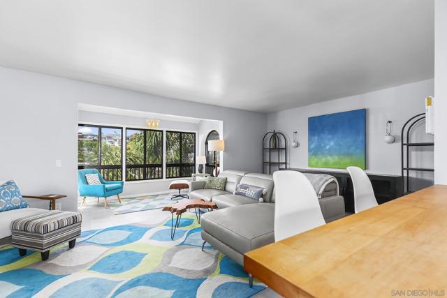 2510 Clairemont Dr, San Diego CA: https://media.crmls.org/mediaz/283a0d3a-c1c2-46fd-8b2f-121428a64891.jpg