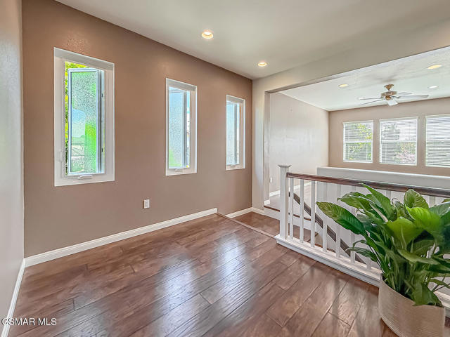 Image 28 of 67 For 388 Via Cresta