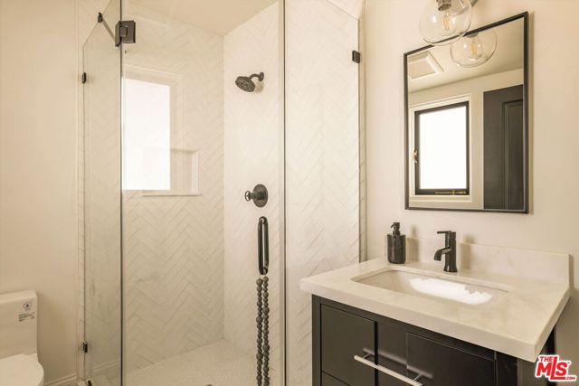 Image 33 of 52 For 134 Mccadden Place