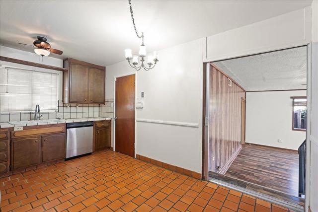 1991 Santa Inez Court, Santa Clara CA: https://media.crmls.org/mediaz/283ba782-8712-4e33-963a-769600fa562d.jpg