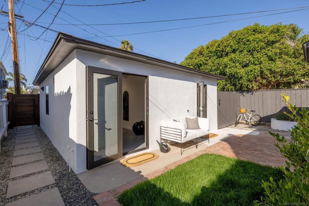 434 Bonair St - photo 18