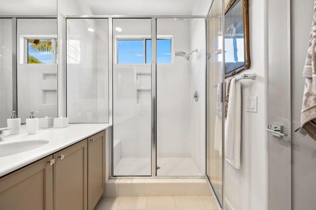 502 Desert Holly Drive, Palm Desert CA: https://media.crmls.org/mediaz/283f867e-43aa-404f-8493-cef24a897607.jpg