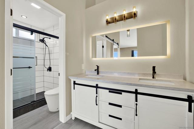 15852 Caminito Cercado, San Diego CA: https://media.crmls.org/mediaz/2840ff89-4432-439b-b774-1b87f8bf2218.jpg