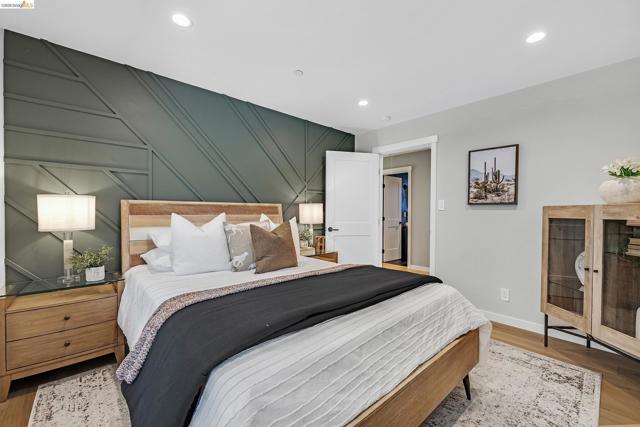 1424 Sunnyslope Ave, Belmont CA: https://media.crmls.org/mediaz/28414905-adda-4951-8de1-bf230004a4d7.jpg