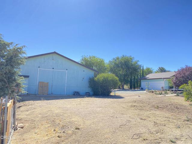 Detail Gallery Image 17 of 29 For 18300 Grant Pl, Tehachapi,  CA 93561 - 3 Beds | 2 Baths