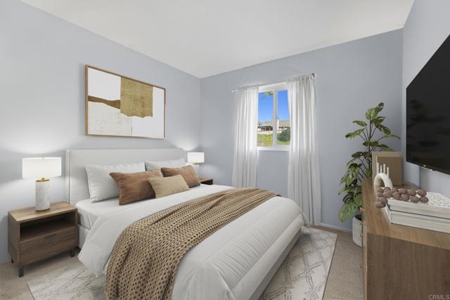 7925 Calle Madrid, Carlsbad CA: https://media.crmls.org/mediaz/28420ee4-842b-4bba-bddd-ad284943cf15.jpg