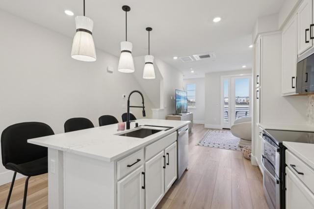 473 Sentinel Drive, Alameda CA: https://media.crmls.org/mediaz/284417cb-3e85-4faa-9f91-6f7d7aeb91b3.jpg