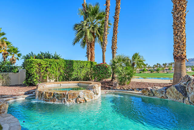 81655 Brown Deer, La Quinta CA: https://media.crmls.org/mediaz/28465af4-29e8-459e-8441-10db62040349.jpg