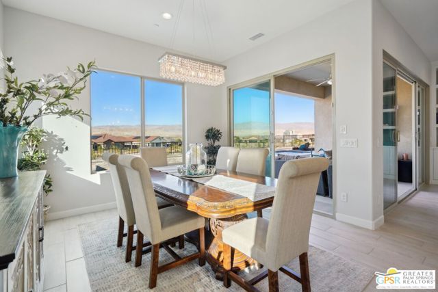 101 Zinfandel, Rancho Mirage CA: https://media.crmls.org/mediaz/28488679-d198-40d7-b94b-92270b94612d.jpg