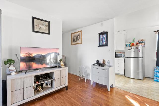 470 Willow Avenue, Half Moon Bay CA: https://media.crmls.org/mediaz/2848bbe9-7f89-4fd6-a8db-16e6e6d7deb1.jpg