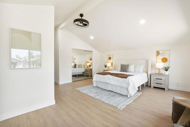 9956 Cummins Pl, San Diego CA: https://media.crmls.org/mediaz/28496e2a-f883-417d-a570-11f92446f07a.jpg