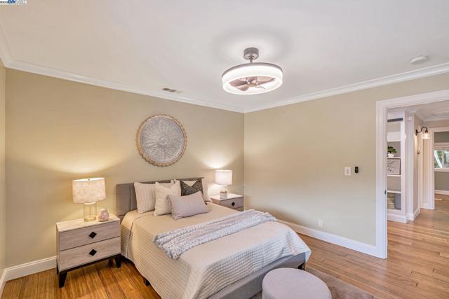 6703 Crow Canyon Rd, Castro Valley CA: https://media.crmls.org/mediaz/284b1e6a-db31-410b-809f-a77f4b0a60f7.jpg