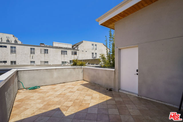1663 Selby Avenue, #5, Los Angeles, CA 90024 Listing Photo  36