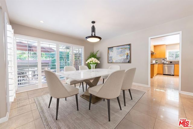 Drew Fenton | 16617 Park Lane Circle Los Angeles CA | MLS: 7403378