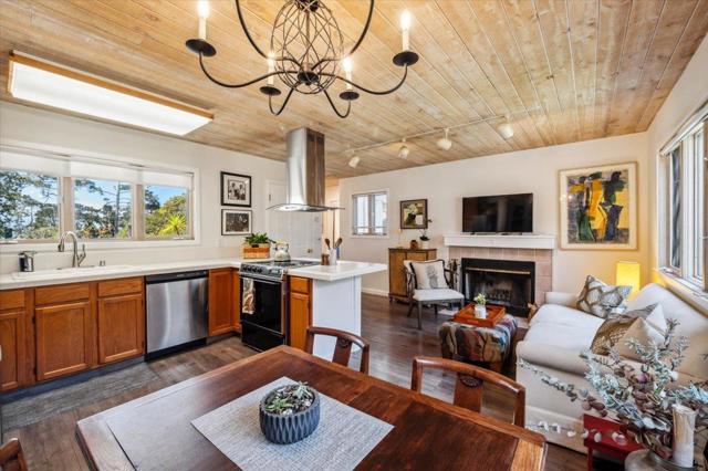 24826 Santa Fe Street, Carmel CA: https://media.crmls.org/mediaz/284cce29-a8f1-4a06-b5fe-bb5e9b5f761d.jpg