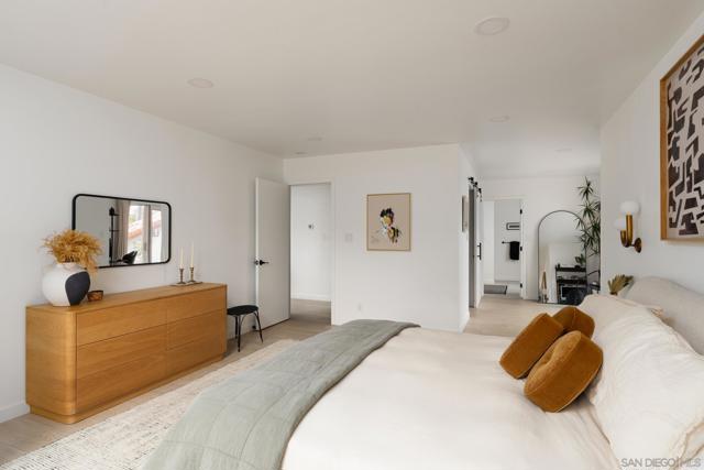 Image 17 of 49 For 1450 Highland Dr