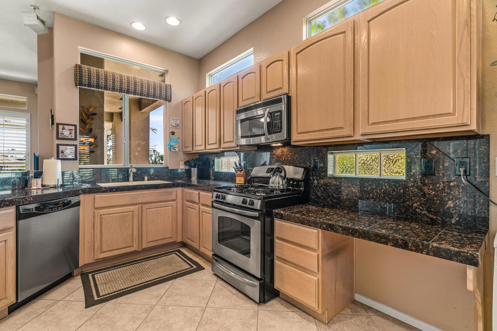 MLS #219135199DA image #16