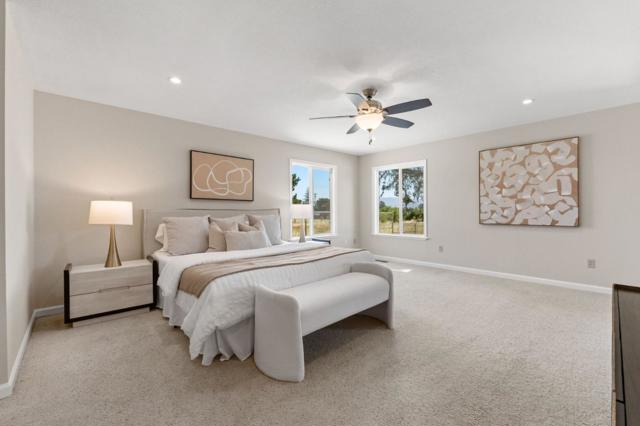 10980 New Avenue, Gilroy CA: https://media.crmls.org/mediaz/284daf99-0317-4b0b-a70f-0c70cf00afa9.jpg