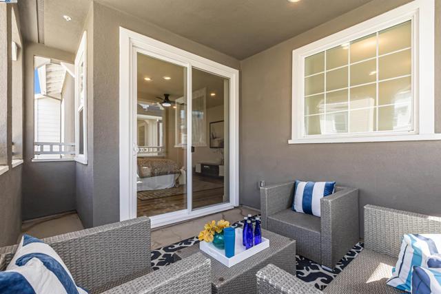 37389 Salt Grass Rd, Newark CA: https://media.crmls.org/mediaz/284e9955-570b-4315-9835-e09b10f30009.jpg