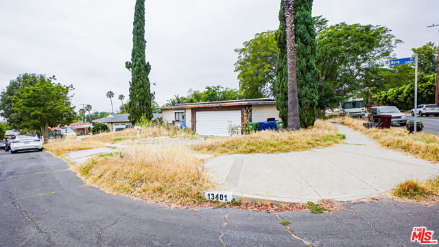 13401 Berg Street photo 3