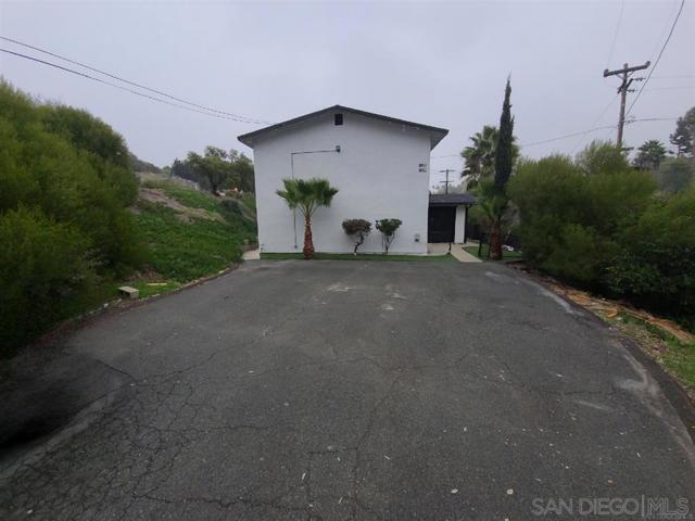 1850 Bakersfield St, Lemon Grove, California 91945, ,Multi-Family,For Sale,Bakersfield St,250017607SD