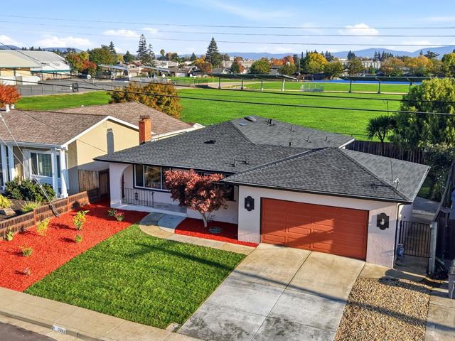 6988 Lancaster Road, Dublin CA: https://media.crmls.org/mediaz/284f6d17-4463-45f7-91d9-6ab4273c3e9b.jpg