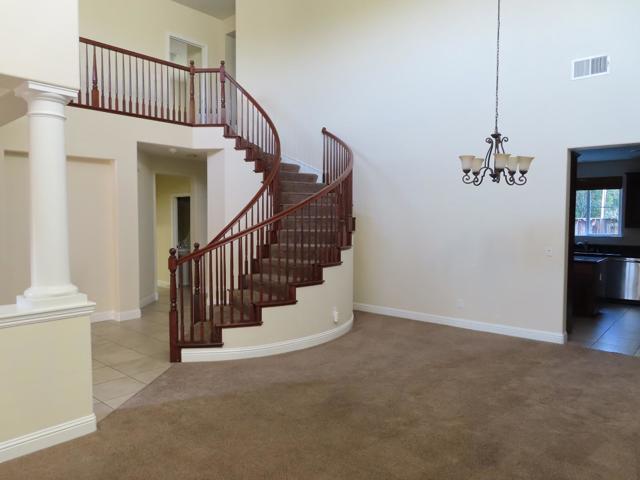 176 N Sierra Madre Street, Tracy CA: https://media.crmls.org/mediaz/28509f43-4db1-4569-9219-b413d8903080.jpg