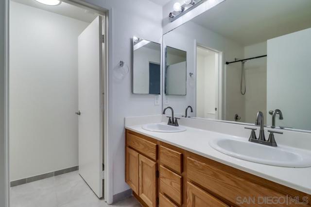 1875 Baudouin Pl, Chula Vista CA: https://media.crmls.org/mediaz/28511873-b17e-4874-aa20-5897b10538a3.jpg
