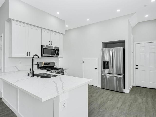 Image 9 of 33 For 1064 11th Street  Unit #1
