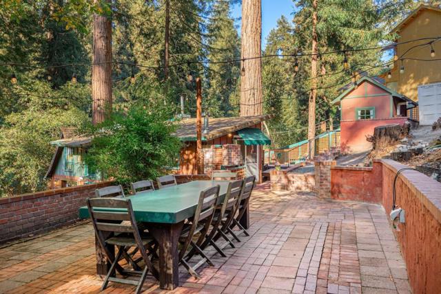 744 Cathedral Drive, Aptos CA: https://media.crmls.org/mediaz/2852ec9e-d294-4b78-983e-b321409ba783.jpg