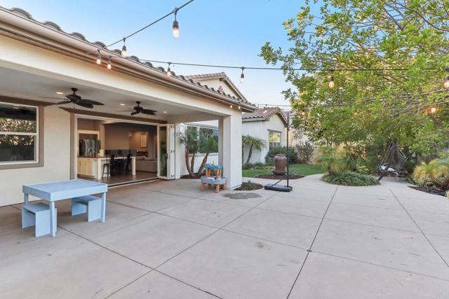 32780 Presidio Hills Ln, Winchester CA: https://media.crmls.org/mediaz/28535ad4-b103-4ced-8e2c-6ed676cd471c.jpg