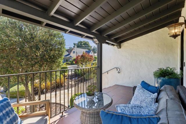 20 Mariposa Avenue, Los Gatos CA: https://media.crmls.org/mediaz/28549f8c-7d11-46e1-9af3-ce3b6391bb5c.jpg