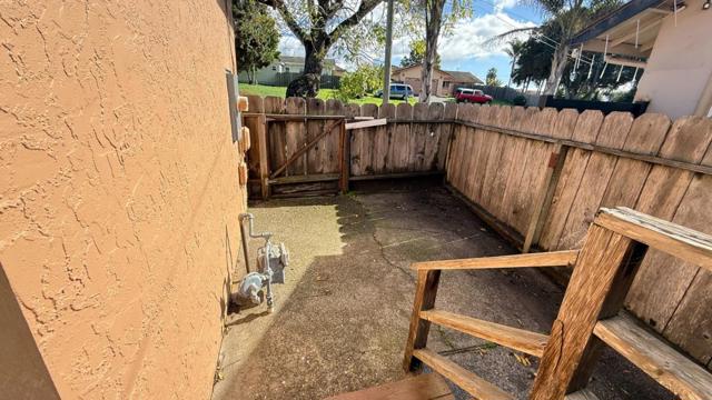 271 Paul Avenue, Salinas CA: https://media.crmls.org/mediaz/2856393d-9a65-47e3-a532-75165b17a6b8.jpg