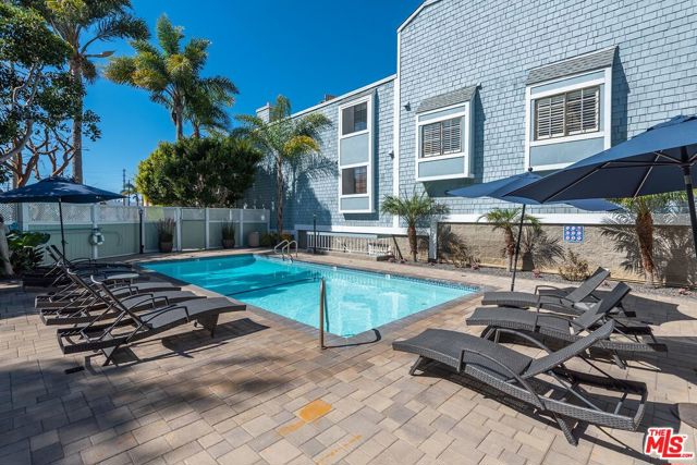 3516 Via Dolce, Marina del Rey CA: https://media.crmls.org/mediaz/2856654f-2887-4018-a7b7-ed9724de9e98.jpg