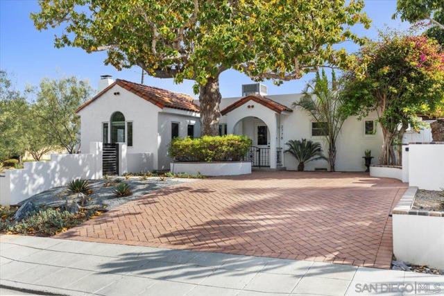 2778 Rosecrans St, San Diego CA: https://media.crmls.org/mediaz/2856ee17-0b67-4fc1-9ac6-222a1170801b.jpg