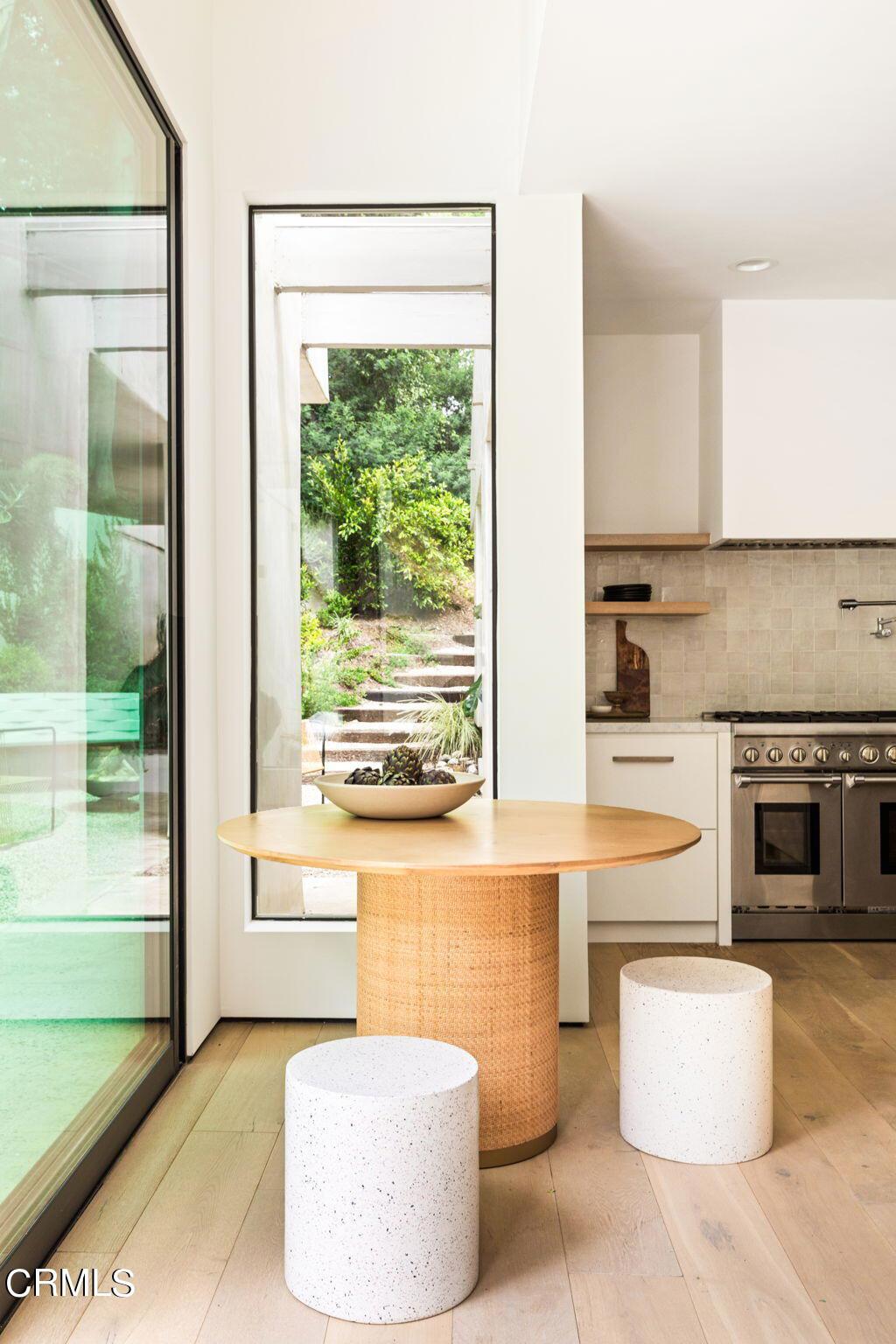 11210 Briarcliff LaneStudio City img 30