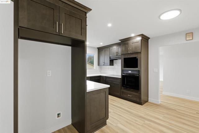 3640 Sun View Terrace, Concord CA: https://media.crmls.org/mediaz/2857564c-5809-4bbe-8bab-5c9d86a2da08.jpg